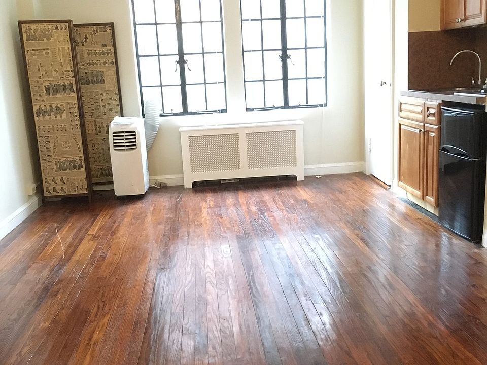 1st image of 25 Tudor City Pl APT 403