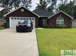 1273 Peacock Trl, Hinesville, GA 31313