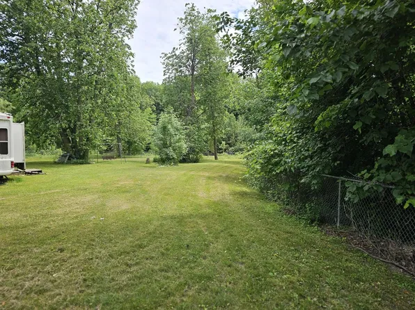 1211 Radov Dr, Gladwin, MI 48624