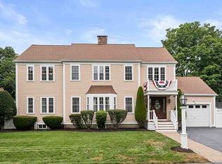 34 Edward Ave, Lynnfield, MA 01940