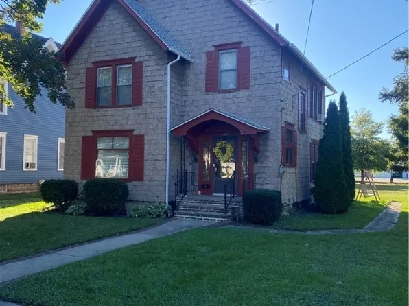 880 Exchange St, Vermilion, OH 44089