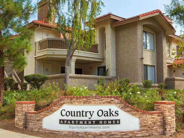 Country Oaks | 5813 Hickory Dr, Oak Park, CA