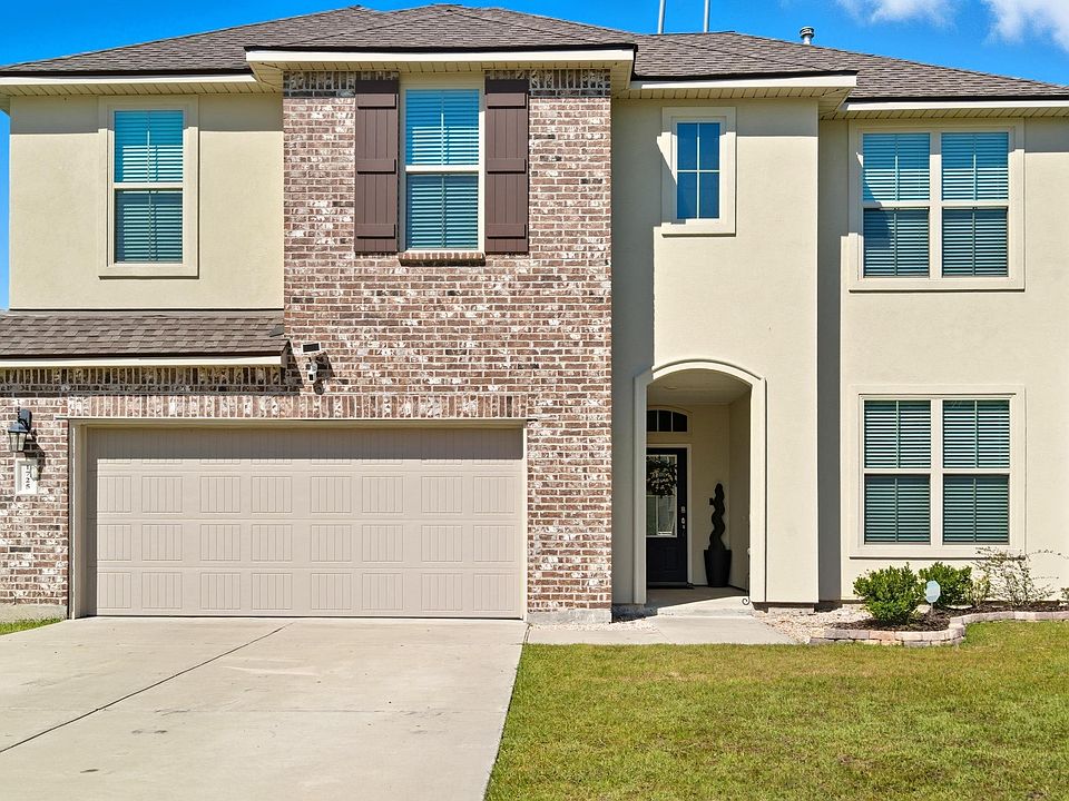 1st image of 1725 Sawgrass Dr