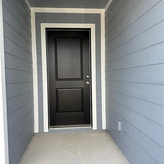 3463 Rover Rd — Photo 2