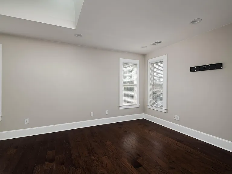 1378 Fontaine Rd — Photo 21