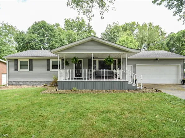 525 Towson Dr NW, Warren, OH 44483