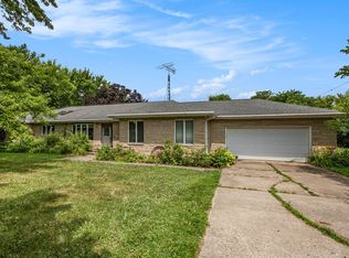 2597 E Glendora Rd, Buchanan, MI 49107