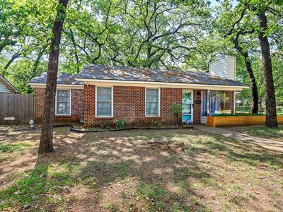 717 Thersa Dr, River Oaks, TX, 76114