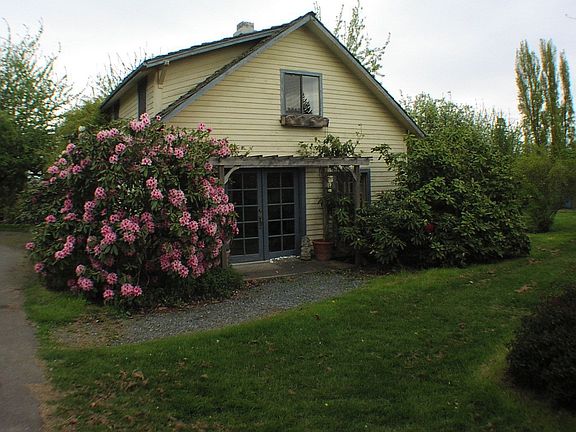 This is the two bedroom  apt. 