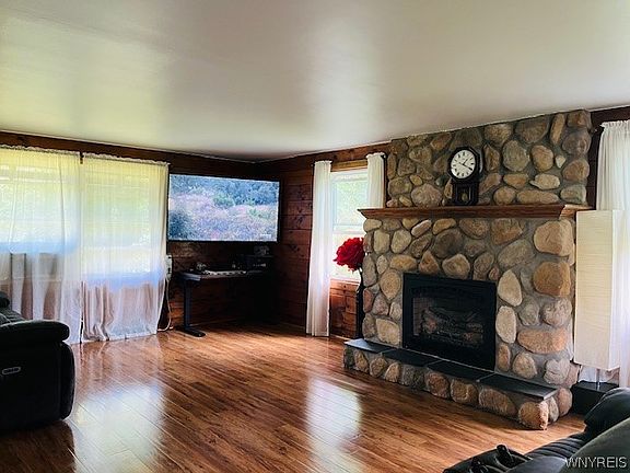 4th image of 3727 Wilson Youngstown Rd #1