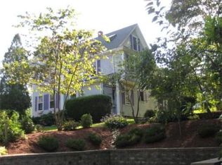 38 Standish Ave, Plymouth, MA 02360