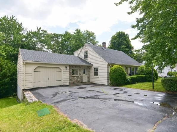 51 Sumner St, Auburn, MA 01501