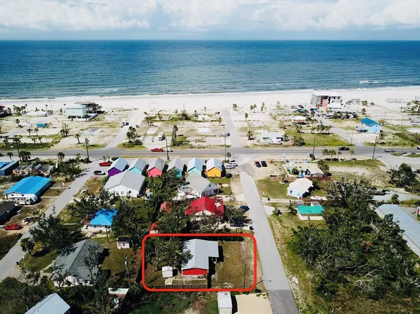 106 N 29th St, Mexico Beach, FL 32456