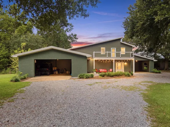18 Gordon Dr, Petal, MS 39465