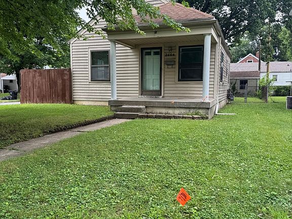 2nd image of 2464 Lindbergh Dr