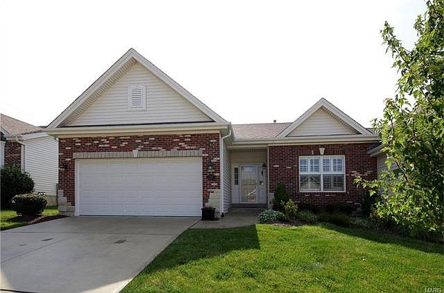 1st image of 27 Lindbergh Place Ct