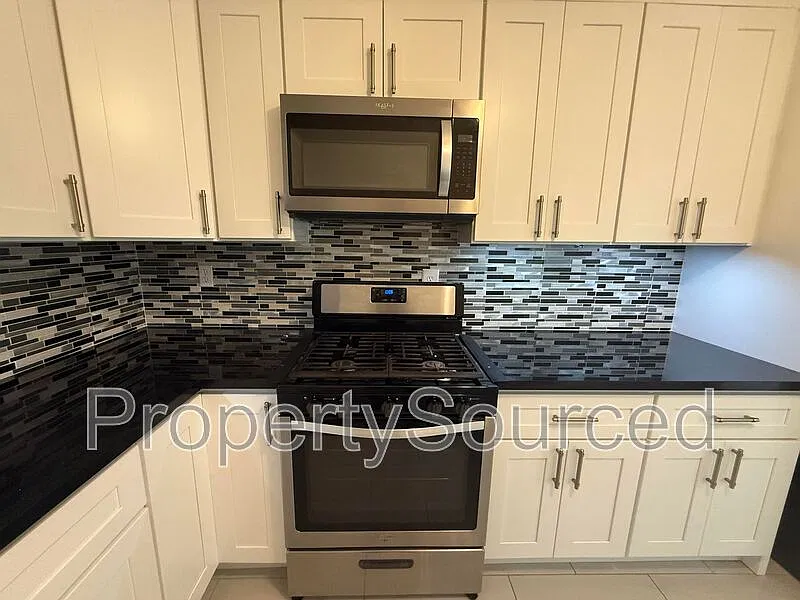 1 bed, 1.0 bath, 400 sqft, $1,295 — Photo 4