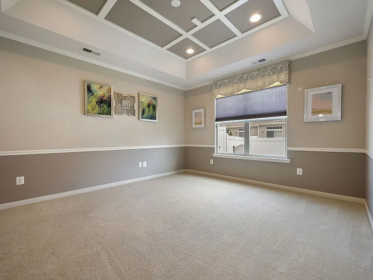 16 Fuji Ct — Photo 5