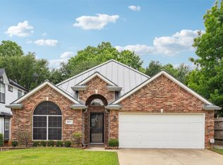 3671 Smoke Tree Trl, Euless, TX 76040