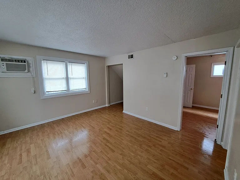1014 S College Ave #A — Photo 4