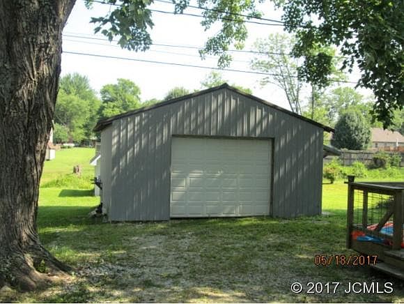2nd image of 1144 Pinehurst Ave