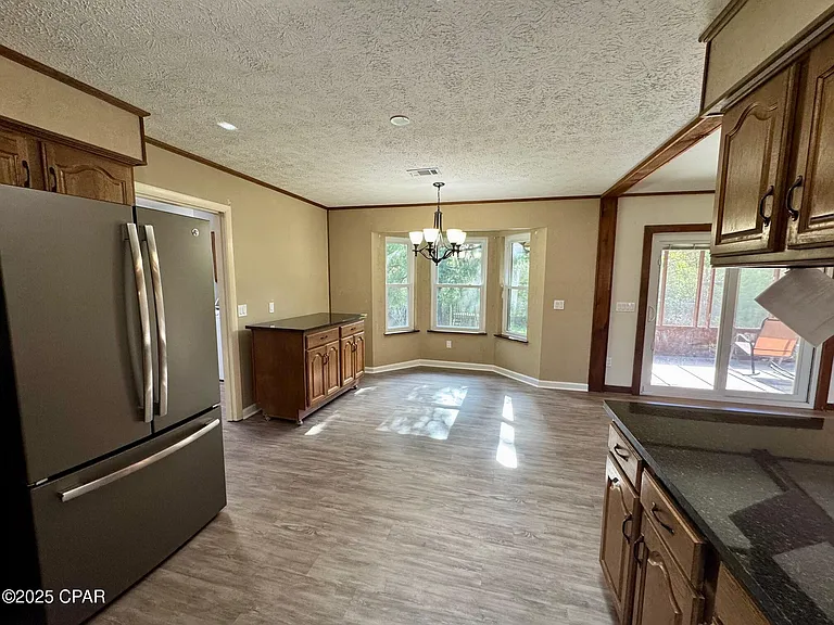 6210 Imperial Dr — Photo 11