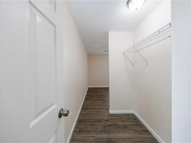 1248 Falling Water Dr SE — Photo 25