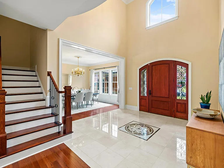 7708 Beech Tree Rd — Photo 3