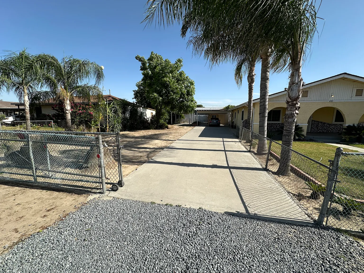 E Daleville Ave, Fresno — Photo 1