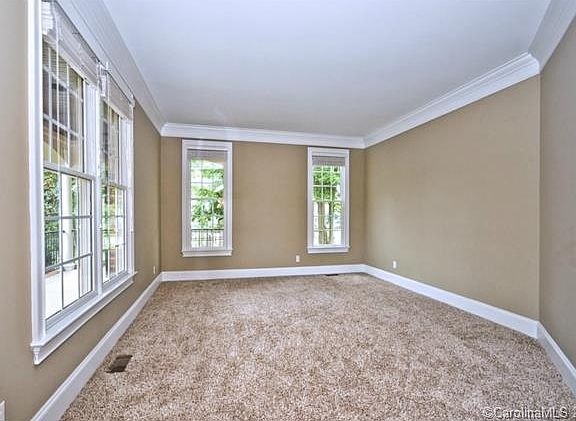 4th image of 192 Broadview Cir