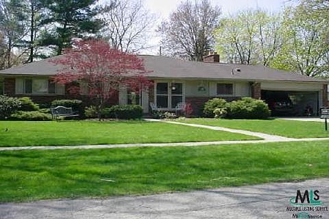 1st image of 17221 S Kinross Ave