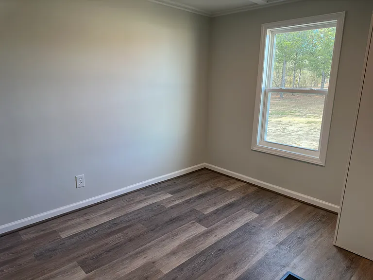 72 Rolandale Ln — Photo 12