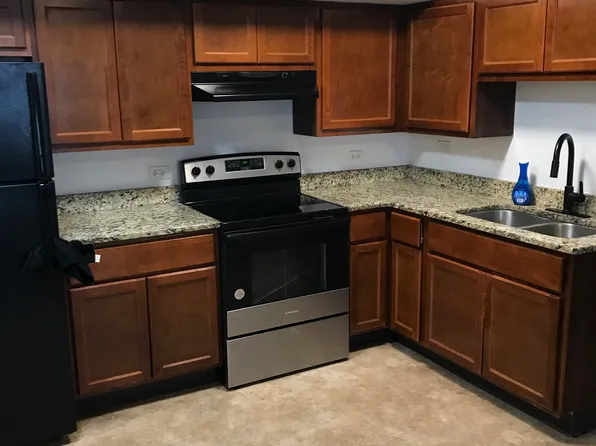 123 S Us Highway 12 #2, Fox Lake, IL 60020