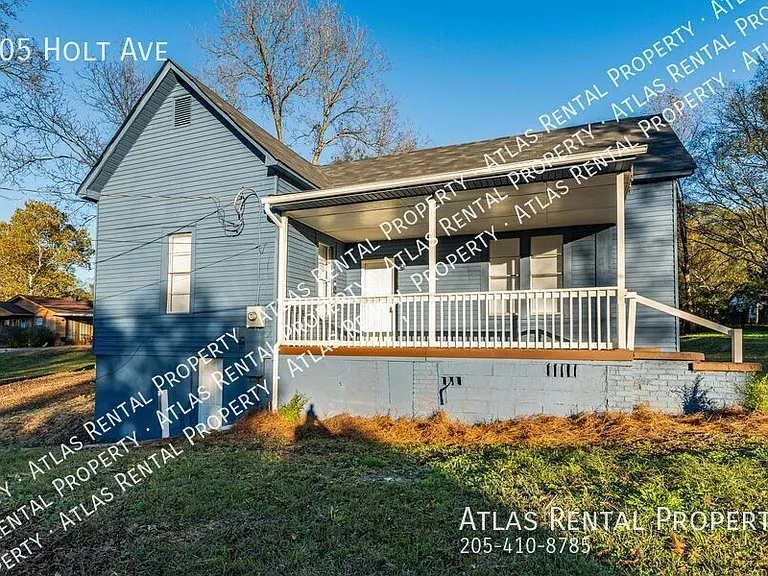 105 Holt Ave — Photo 2