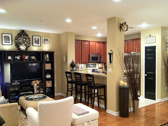 Mainspace Livingroom 23 x 12