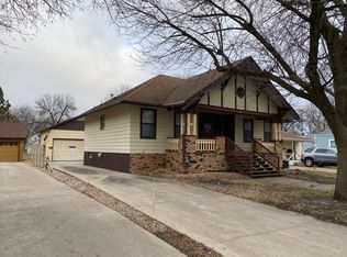 922 McMillan St, Worthington, MN 56187
