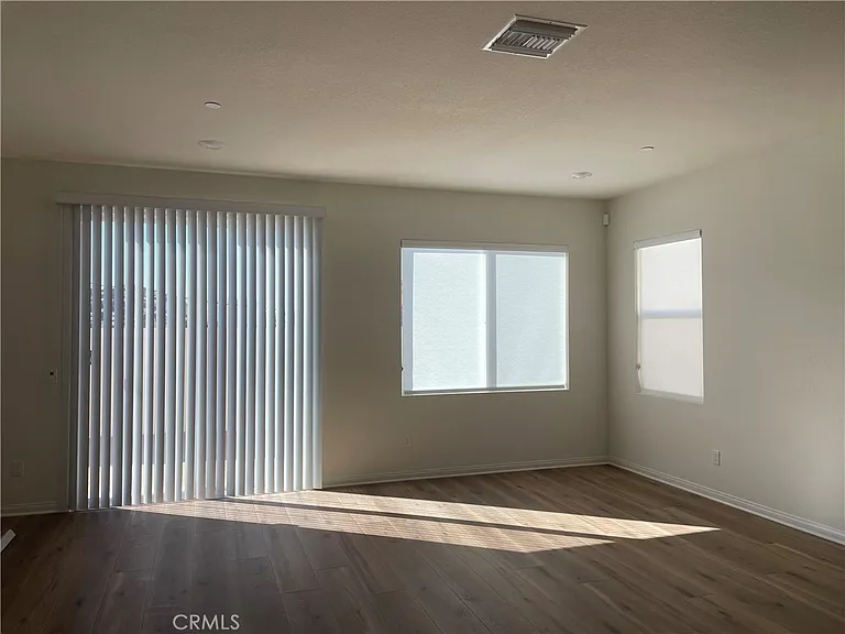 19459 Melogold Cir — Photo 25