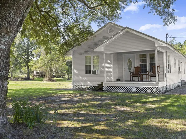 17055 State Highway 42, French Settlement, LA 70733