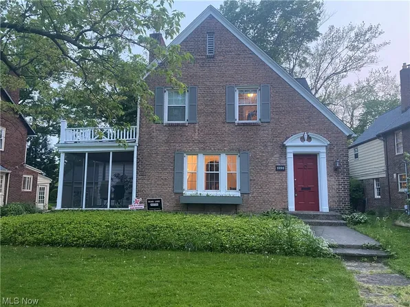 3096 Chadbourne Rd, Shaker Heights, OH 44120