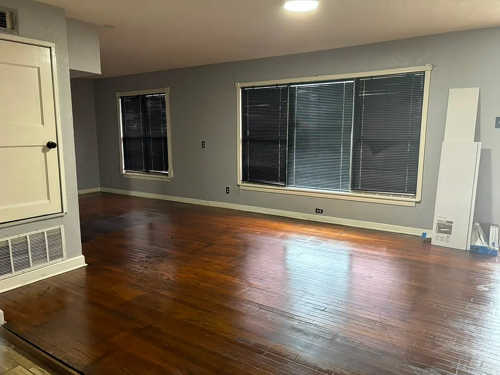 4 bed, 1760 sqft, $1,950 — Photo 4