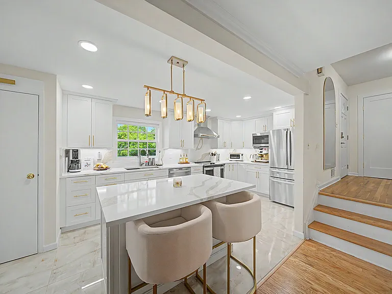5 Forest Dr — Photo 8