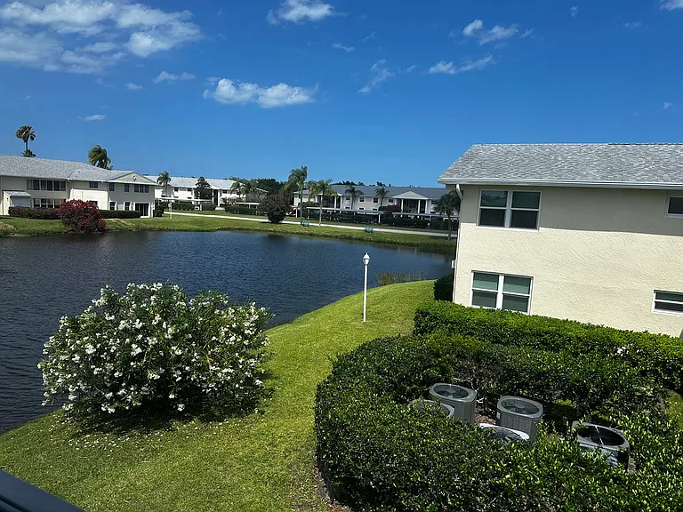 830 Lake Orchid Cir #205 — Photo 3