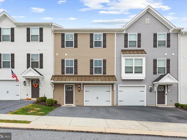 138 Carleigh Ln, Harrisburg, PA 17112