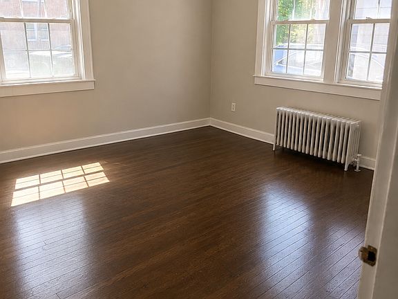 4th image of 1497 W Terrace Cir #B1