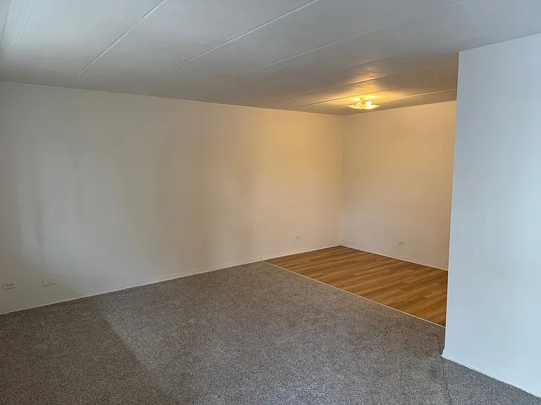 924 Troost Ave — Photo 3