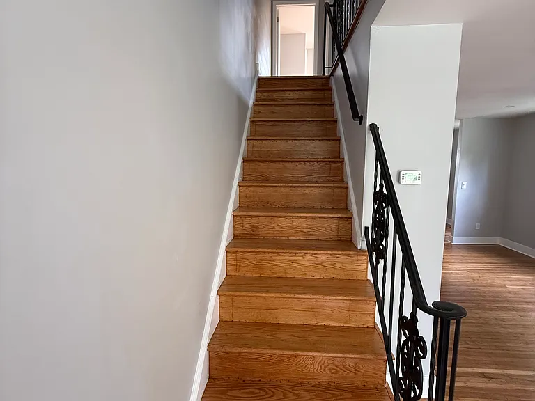 230 N Diamond St — Photo 10