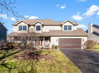 460 Signal Ln, Grayslake, IL 60030