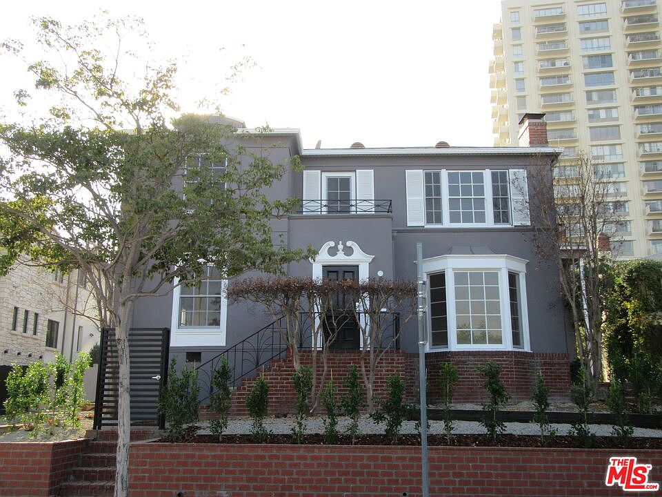 1st image of 437 Shirley Pl