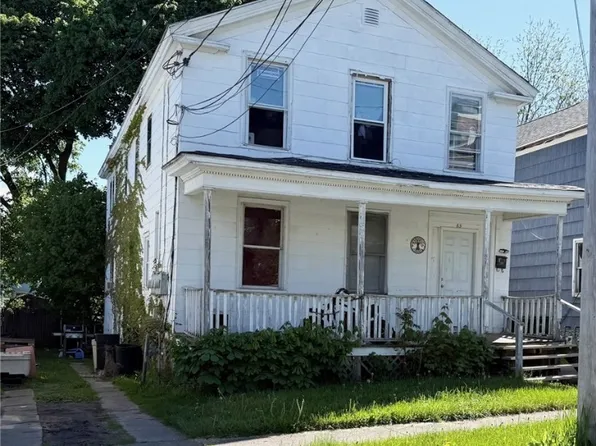 85 E 5th St, Oswego, NY 13126