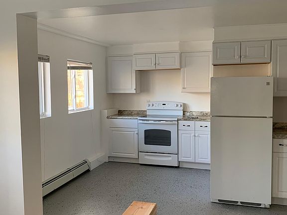 3rd image of 3 Earle St #1